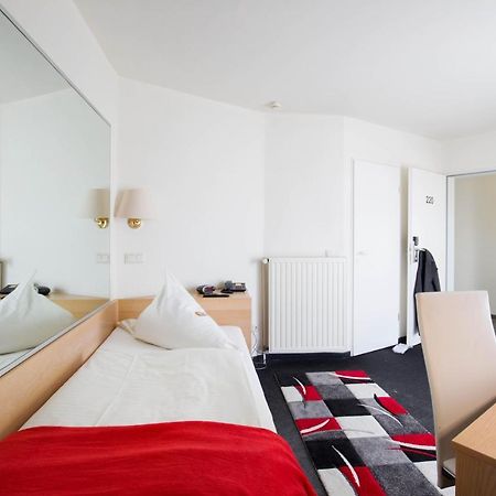 Hotel Moerser Hof Экстерьер фото