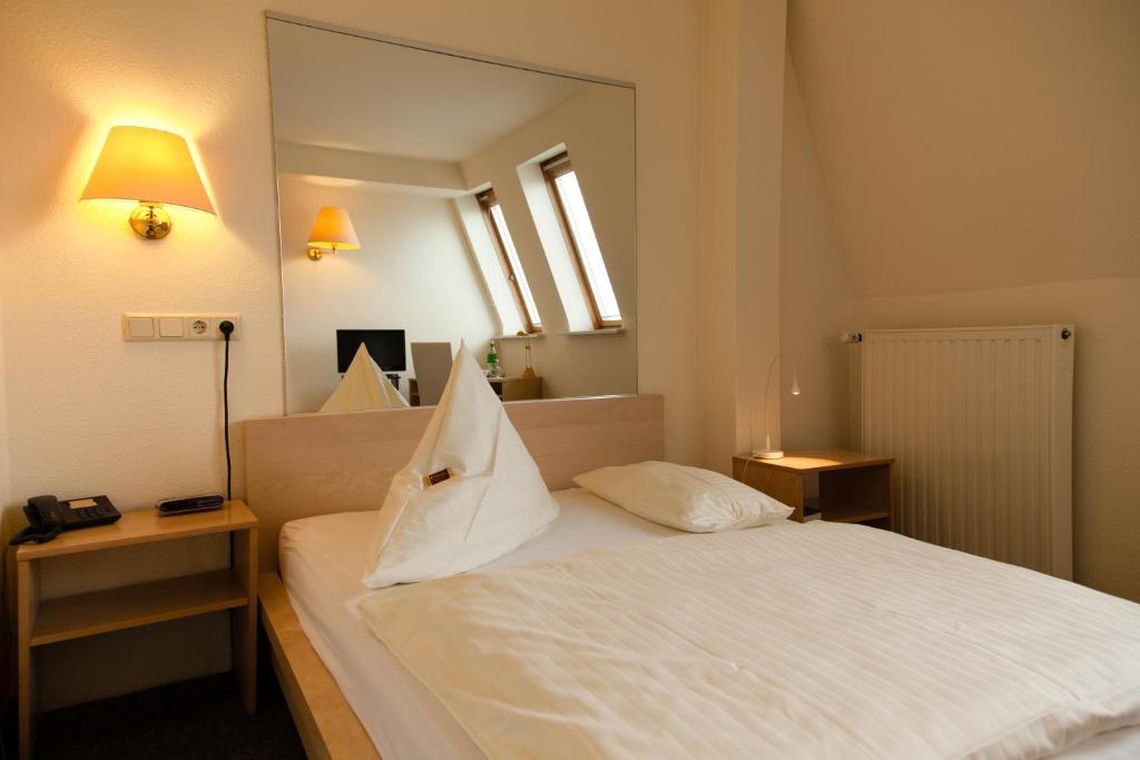 Hotel Moerser Hof Экстерьер фото
