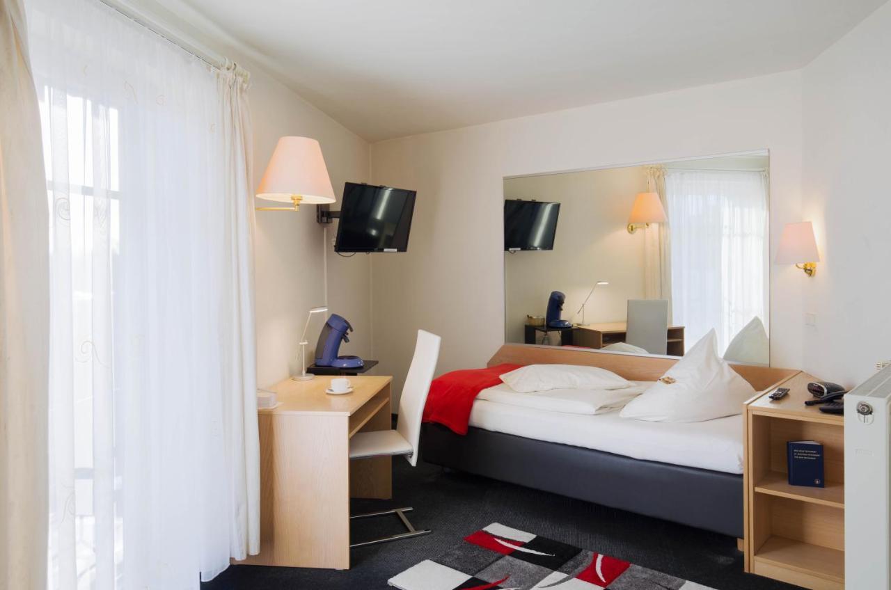 Hotel Moerser Hof Экстерьер фото