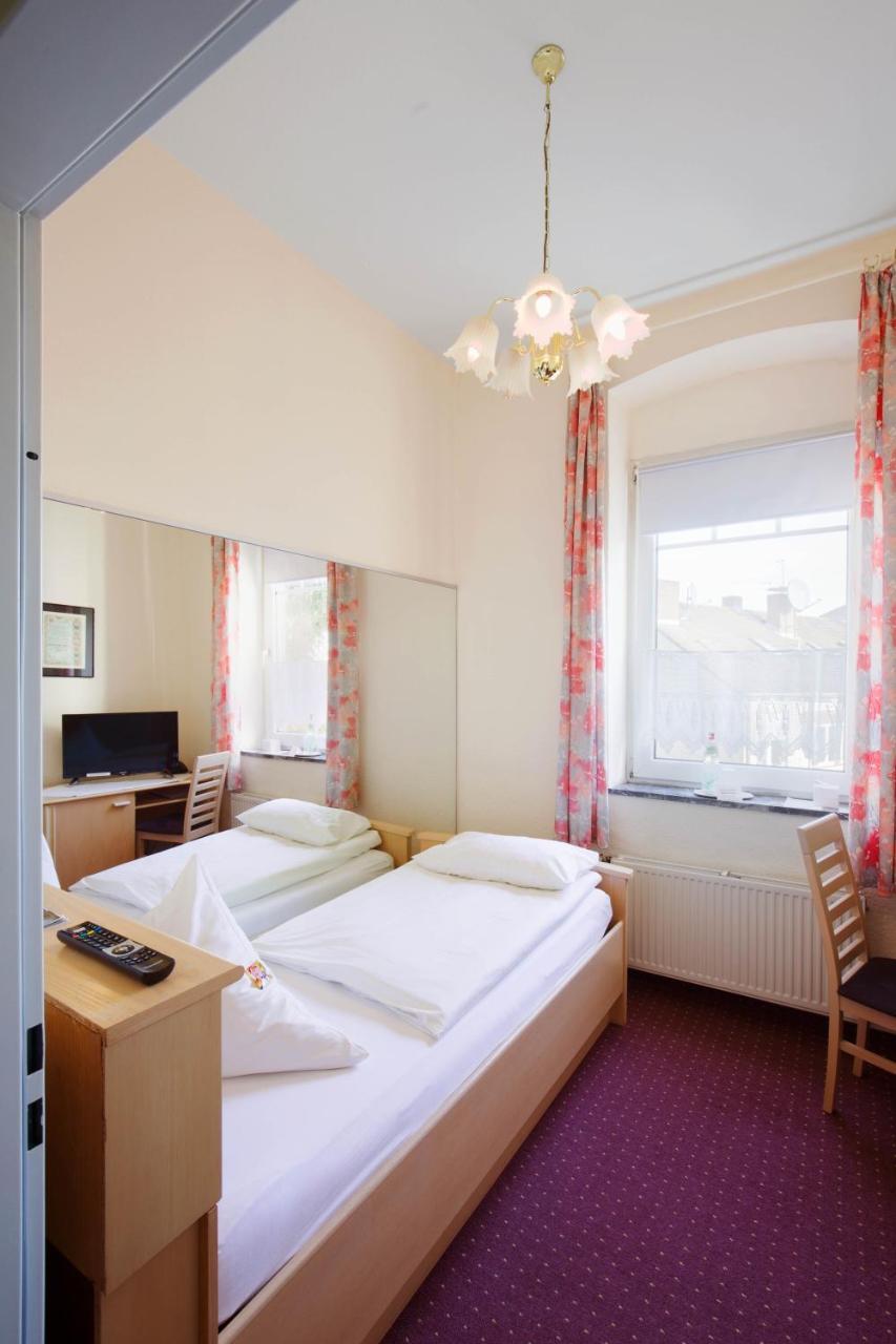 Hotel Moerser Hof Экстерьер фото