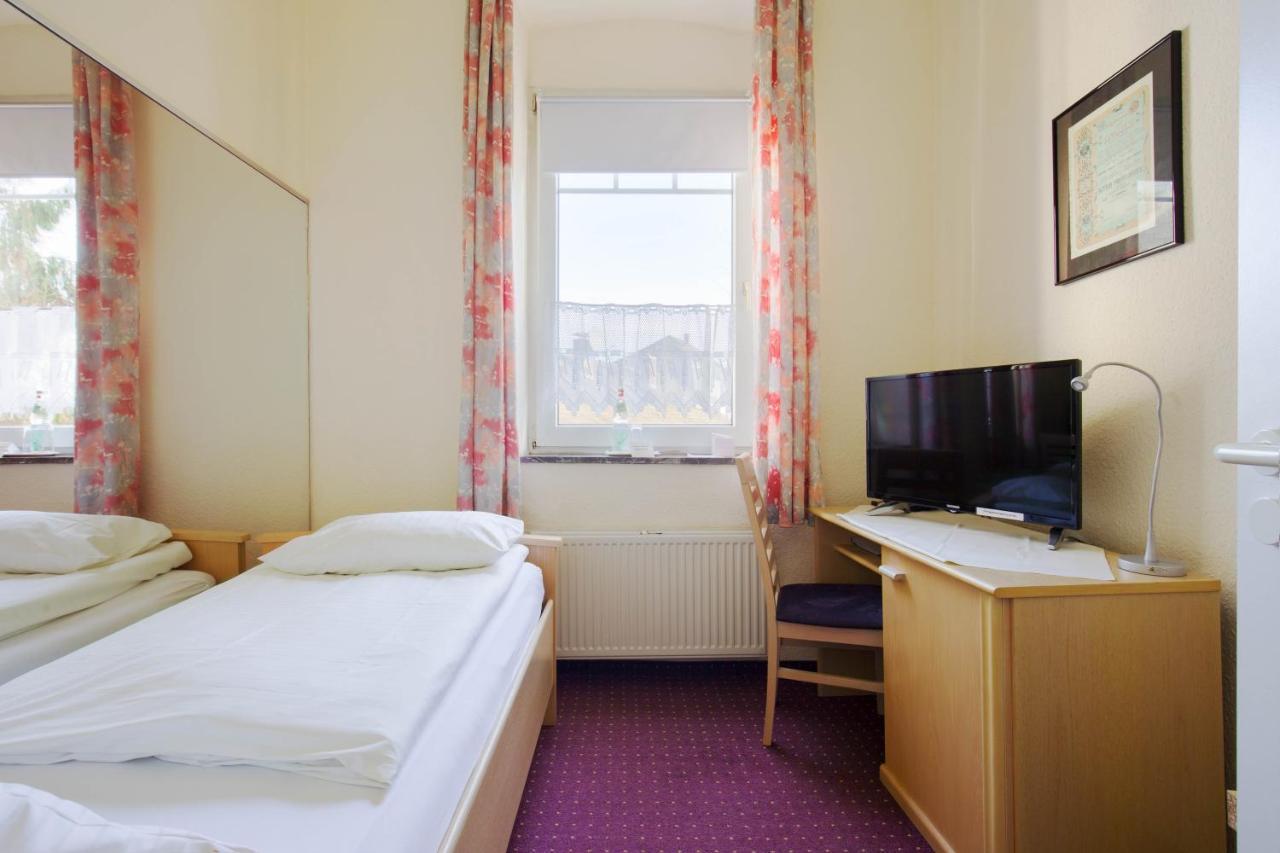 Hotel Moerser Hof Экстерьер фото